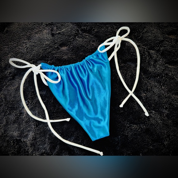 Divino Seas Ailin Dark Peacock Blue Bright White Top & Bottom Bikini Set Size XS - Picture 13 of 14